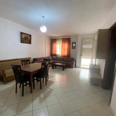 Martin Appartamento Vlorë